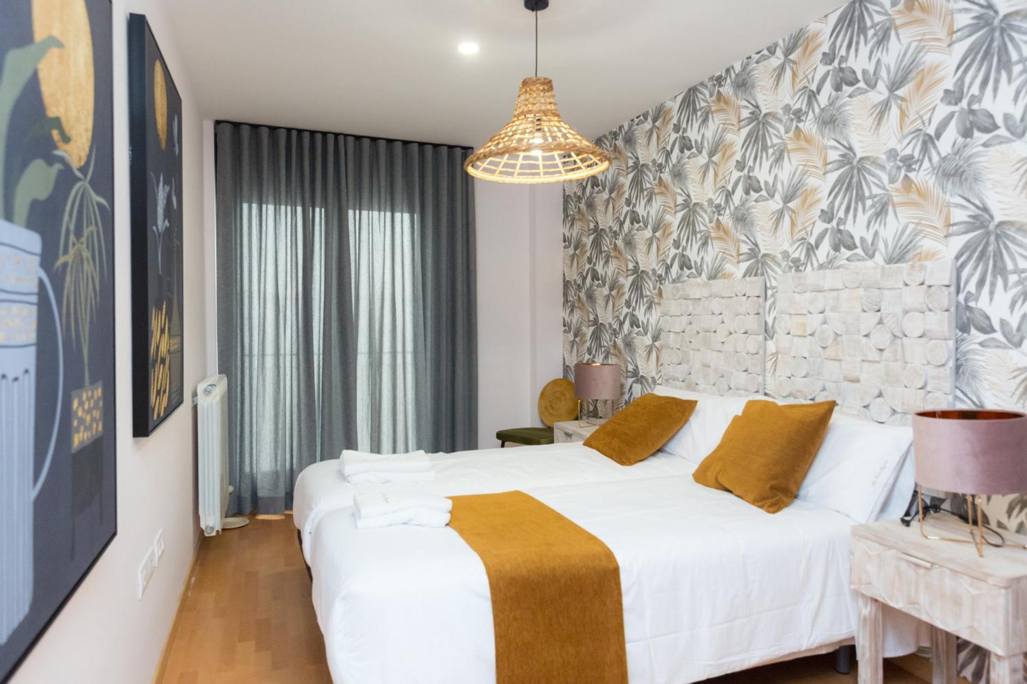 Apartamentos San Pedro Regalado Valladolid Dış mekan fotoğraf