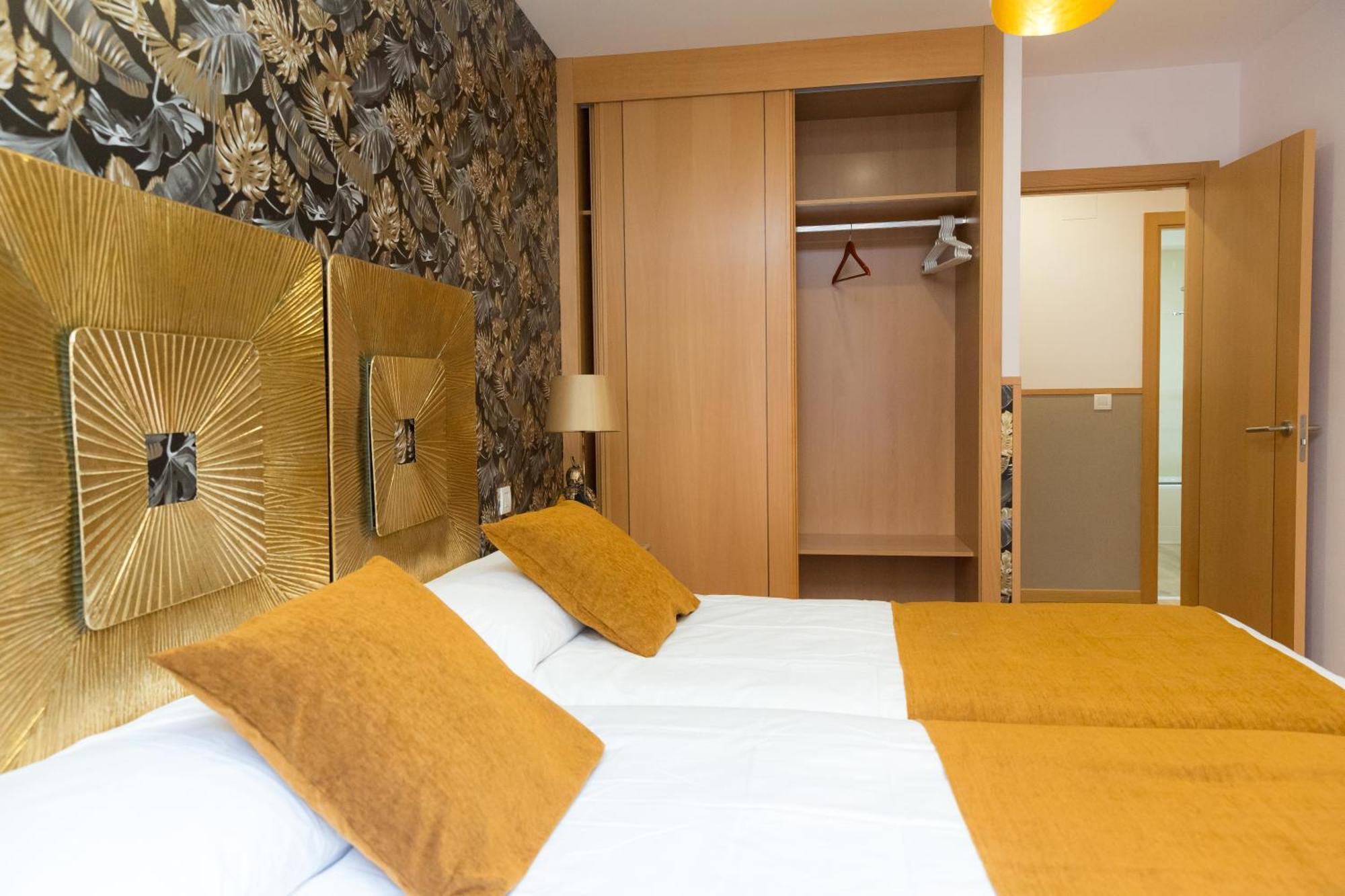 Apartamentos San Pedro Regalado Valladolid Dış mekan fotoğraf
