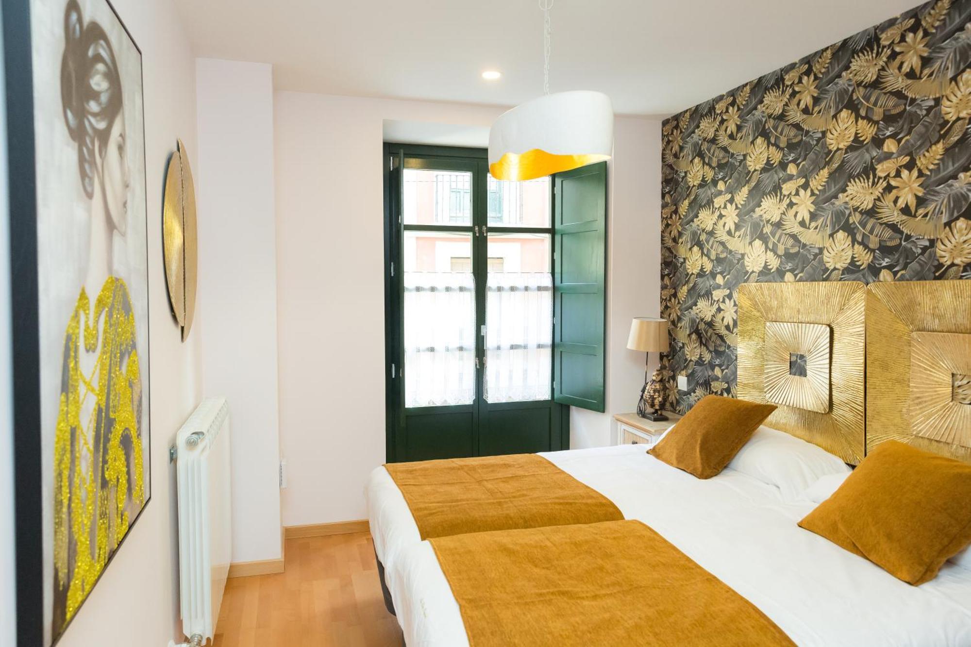 Apartamentos San Pedro Regalado Valladolid Dış mekan fotoğraf
